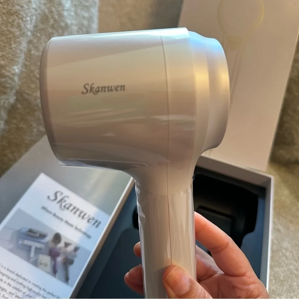 Pearl White Brushless High Speed Hair Dryer 110,000RPM Lightweight‎ #A19